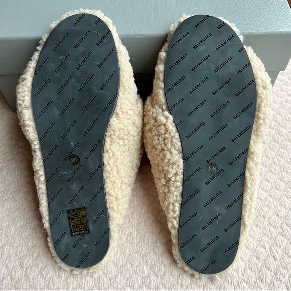 NEW Balenciaga Drapy Shearling Slide Sandals 40.5/10.5 - Picture 7 of 14
